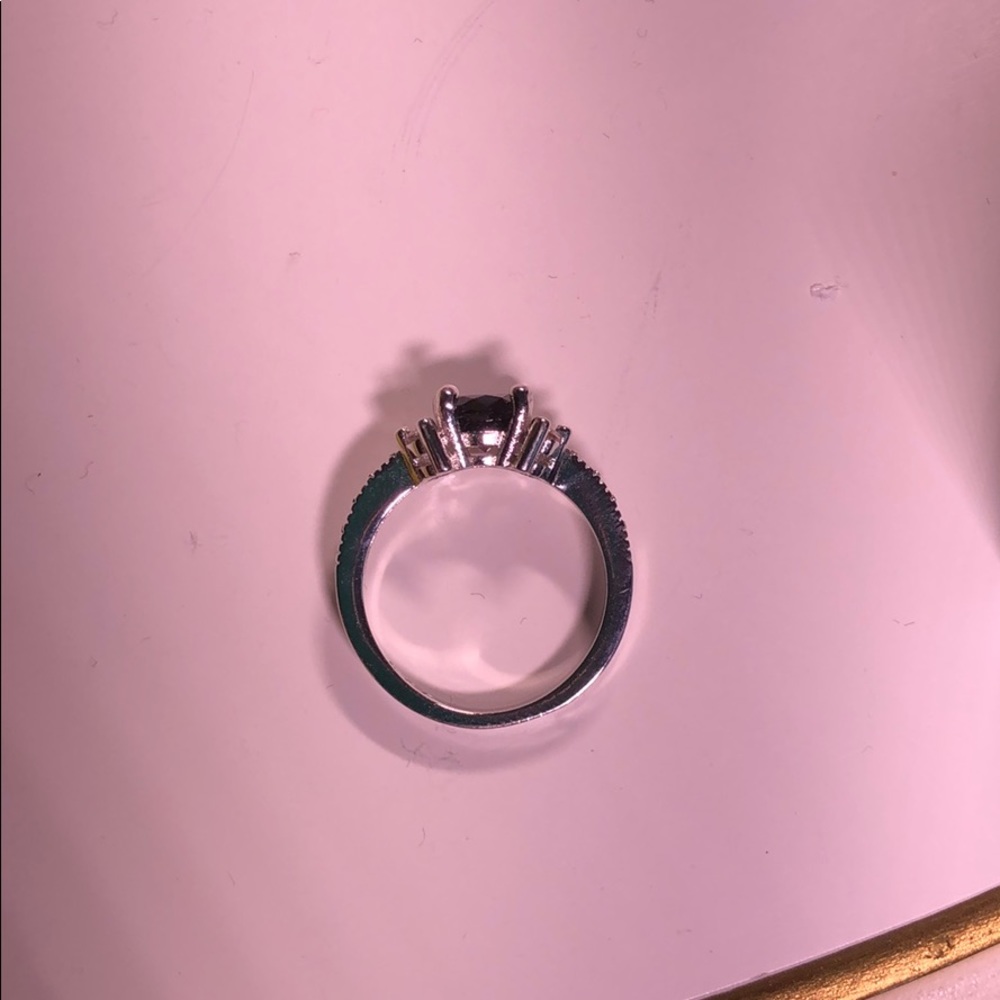 Sterling silver black sapphire ring - Picture 4 of 5